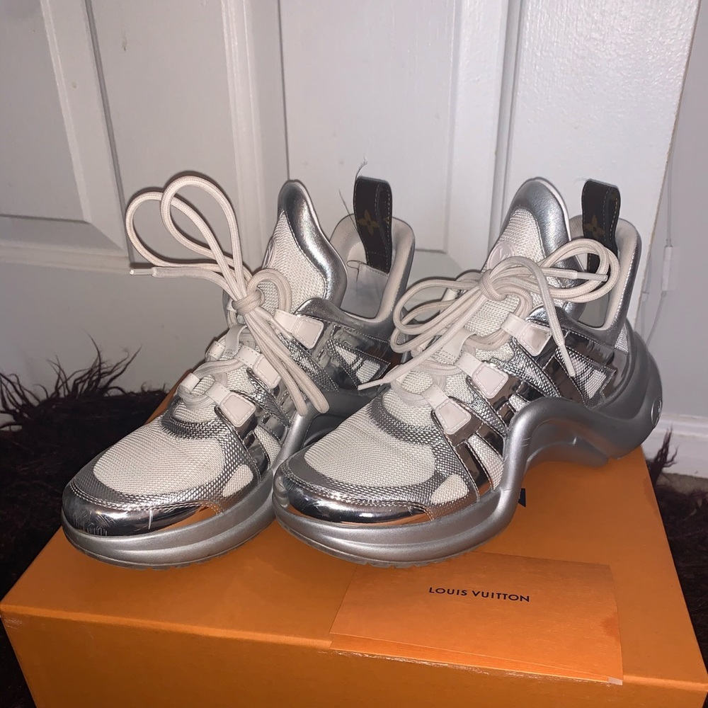 Moving sale